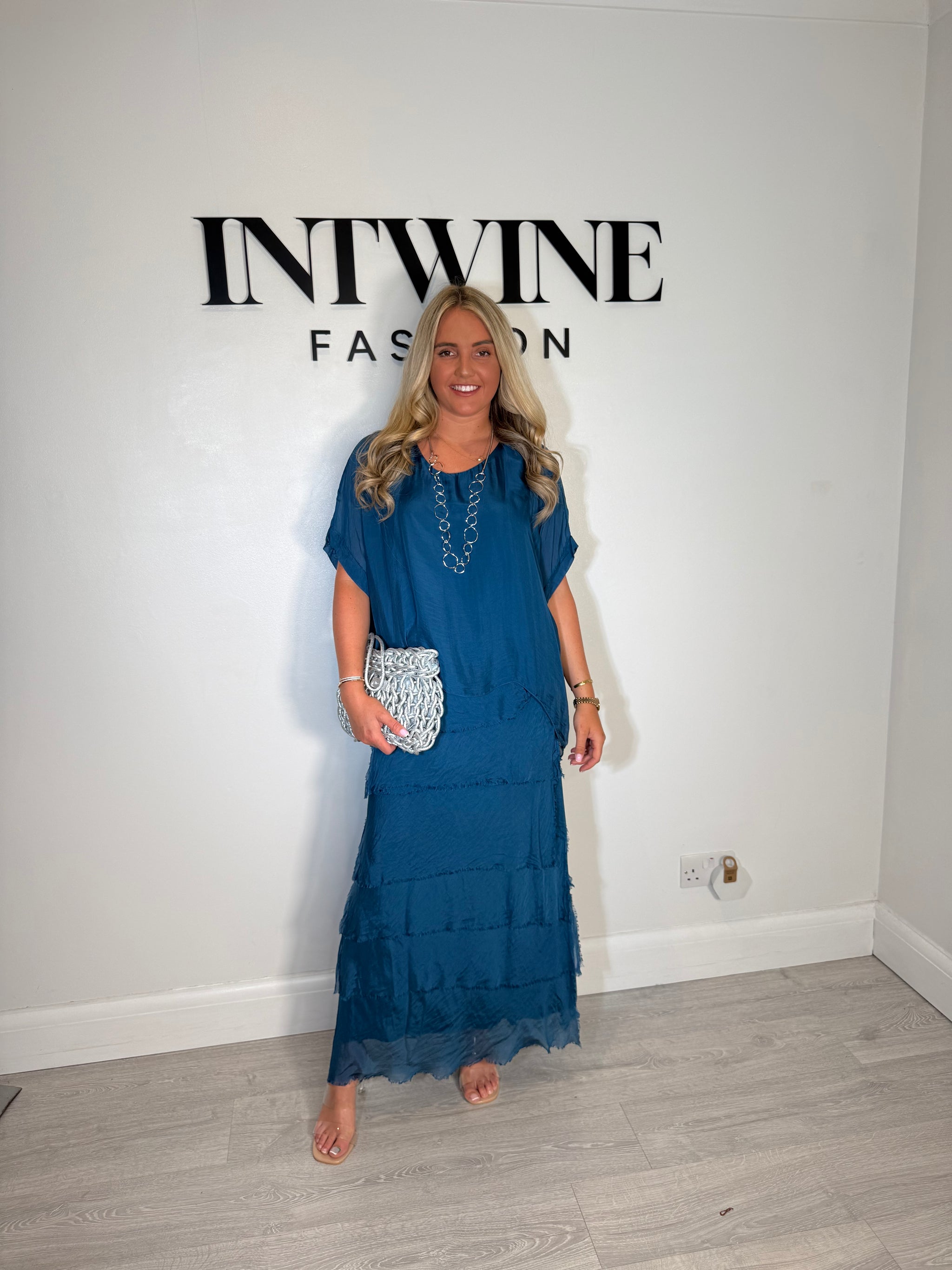 Vestido con volantes y blusa holgada de seda mixta Kerry