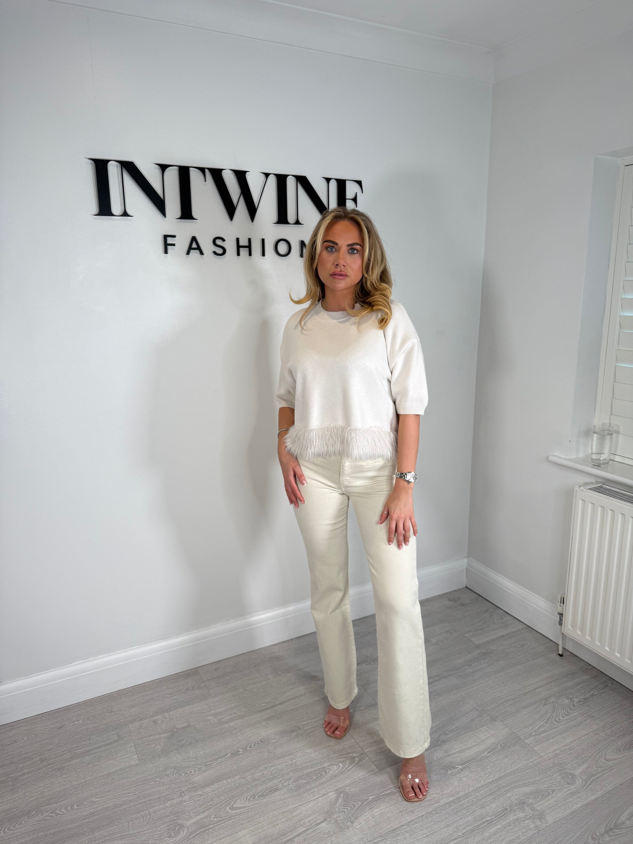 Short sleeve faux fur hem jumper super soft knit