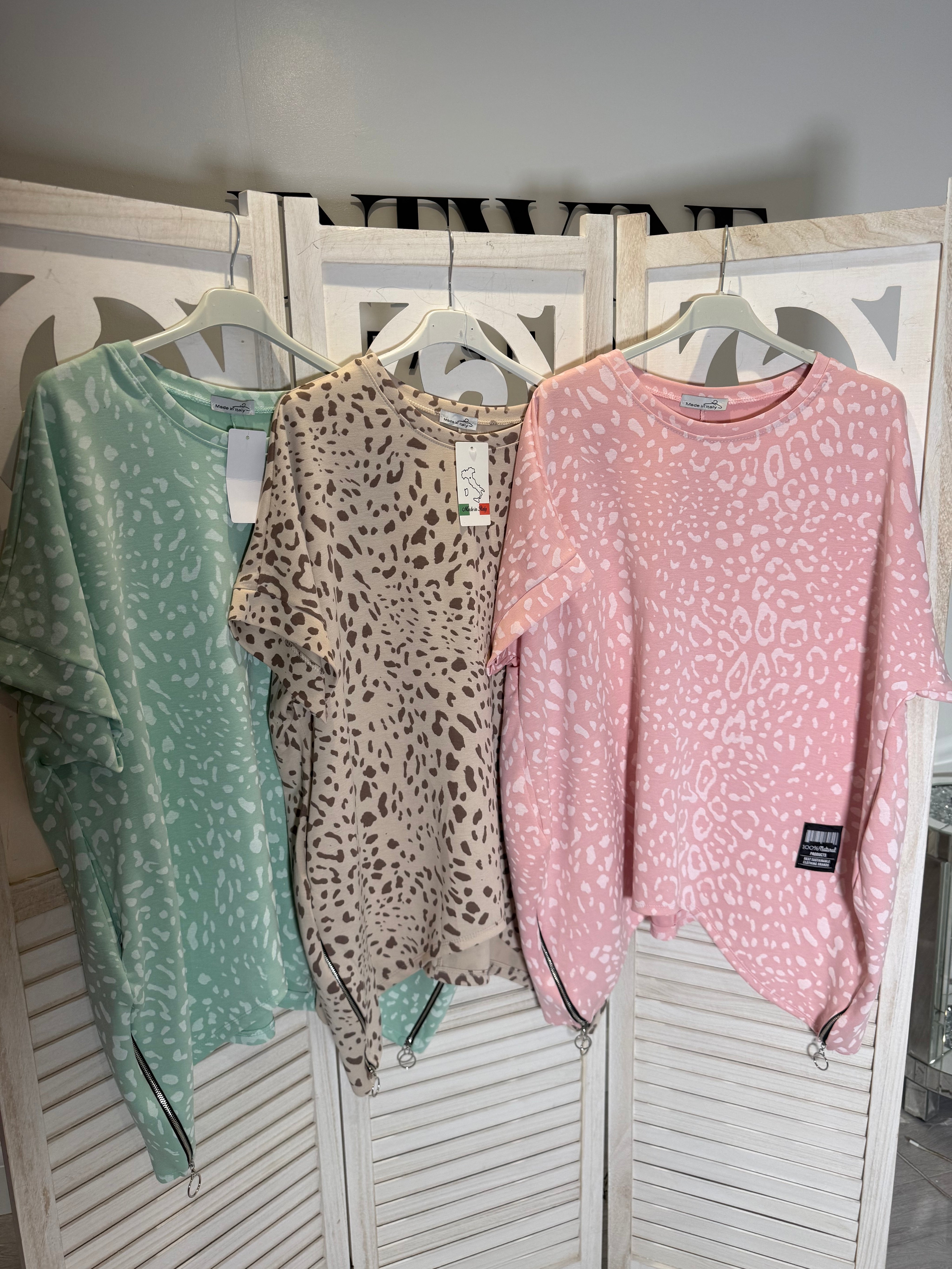 Sophia Leopard zip side short sleeved scuba top