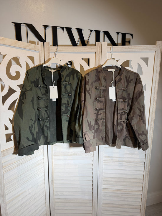 Christy camo military button jacket