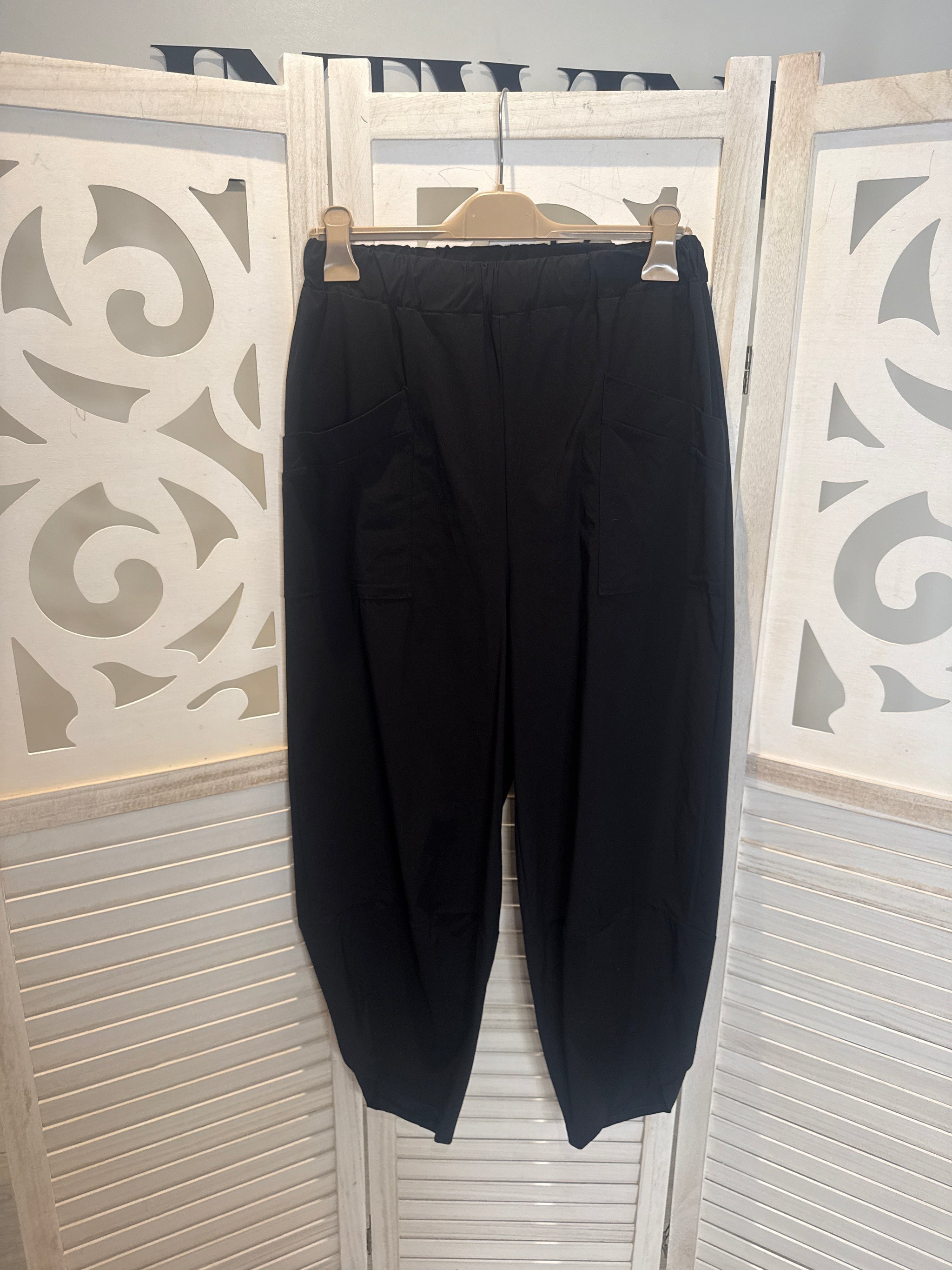 Betty barrel leg magic trousers