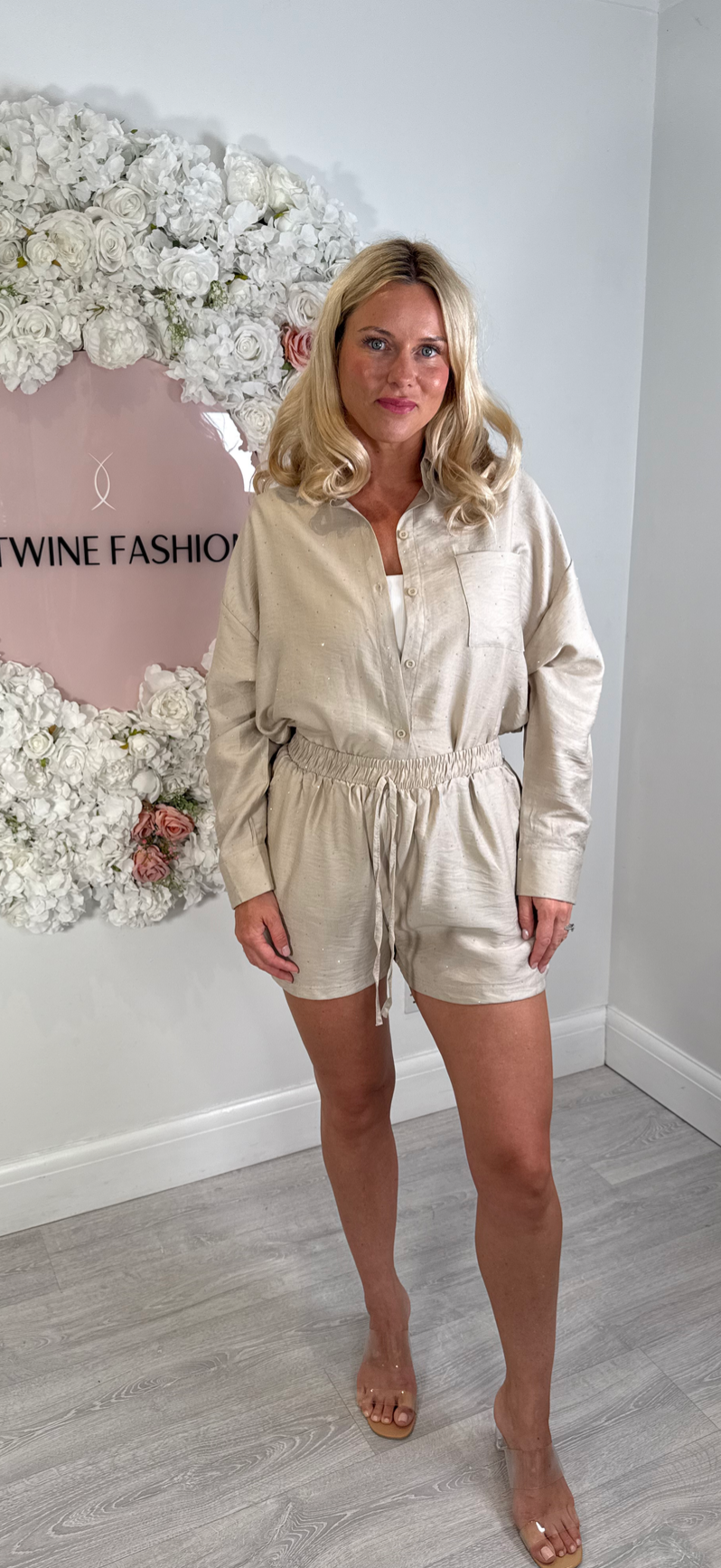Cleo Diamonte Shorts Set With Adjustable Sleeve