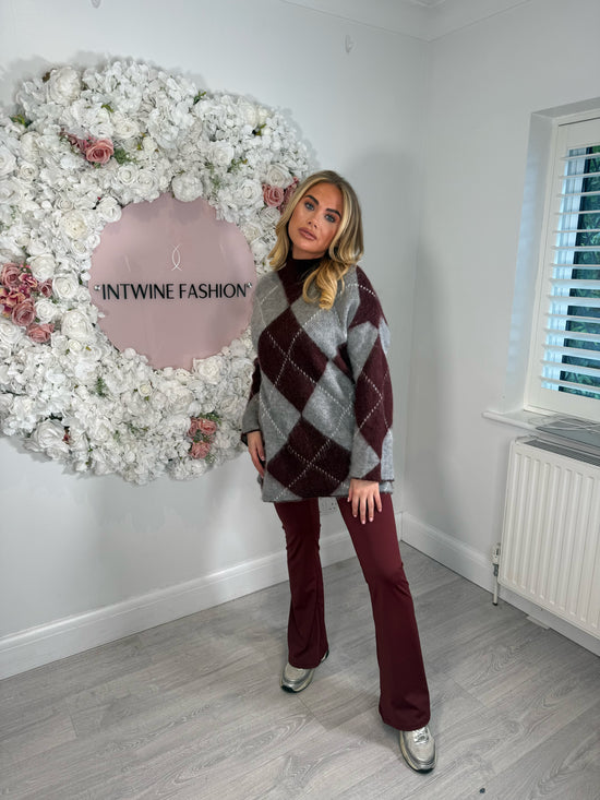 Pastel flared stretch flares