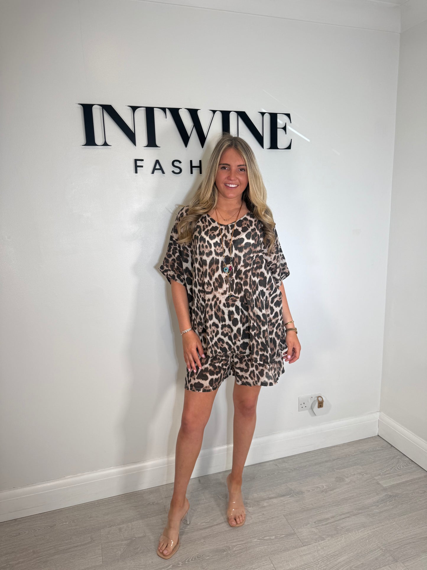 Layla leopard shorts set with necklace